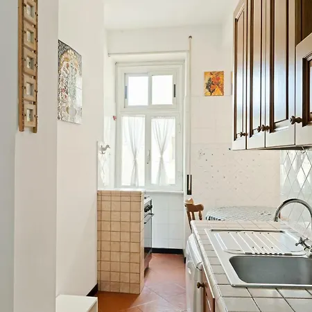 Elegnant Flat With Balcony 11min From Colosseum *