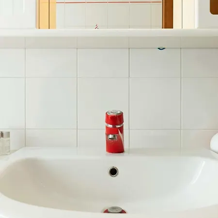 Elegnant Flat With Balcony 11min From Colosseum *