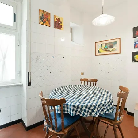 Elegnant Flat With Balcony 11min From Colosseum *